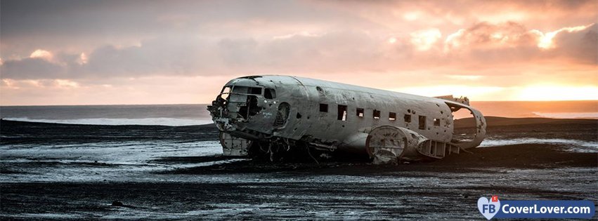 Old Plane In Desert 